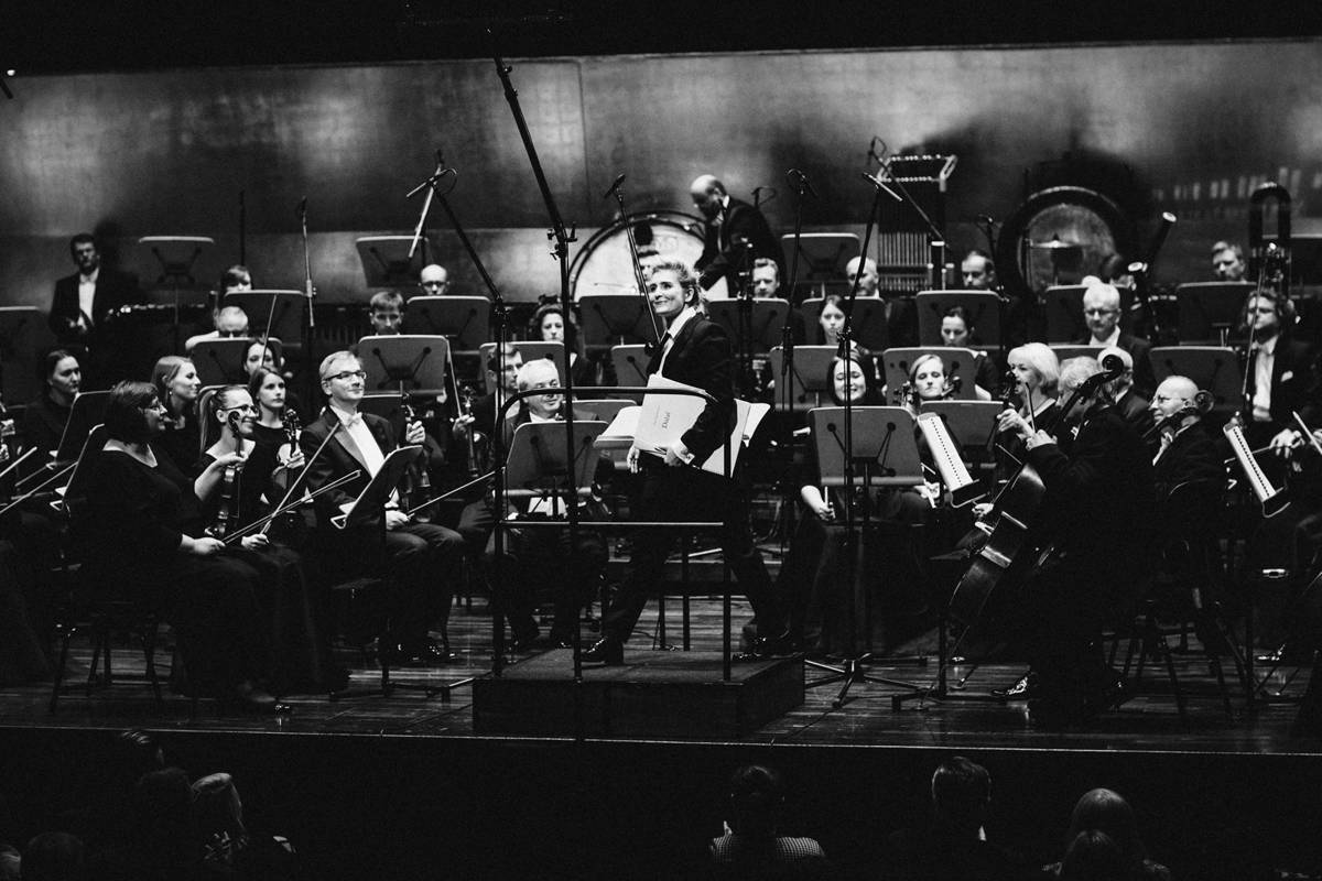 Patrycja Pieczara i Orkiestra Filharmonii im. M Karłowicza Fot. Kinga Karpati&Daniel Zarewicz PRESTIGE PORTRAIT