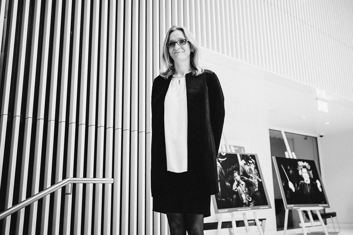Dorota Serwa Dyrektor Filharmonii Szczecin Fot. Kinga Karpati&Daniel Zarewicz PRESTIGE PORTRAIT