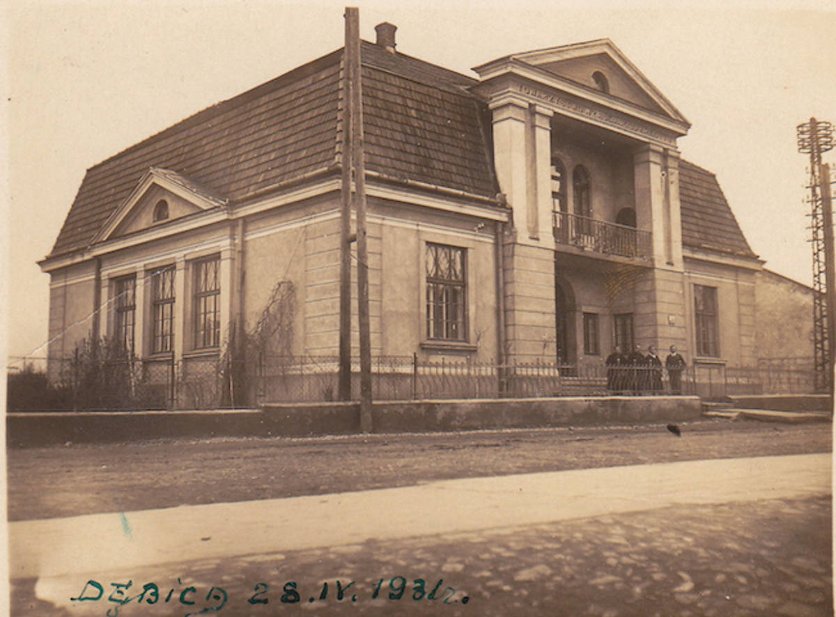 Zdjęcie domu rodzinnego kompozytora. Dębica, 1931 rok. Fot. archiwum prywatne Joanny i Jacka Dymitrowskich