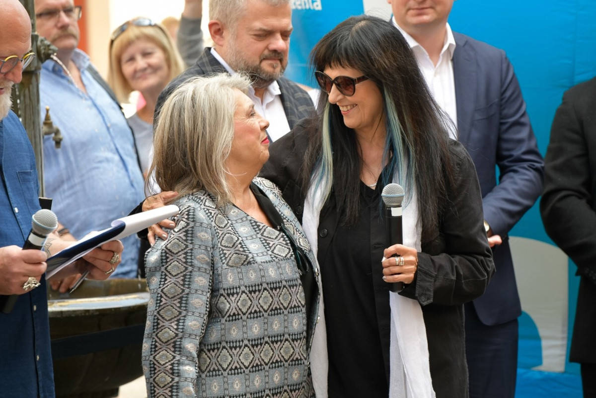 Krystyna Prońko, Wanda Kwietniewska fot. Sławoj Dubiel