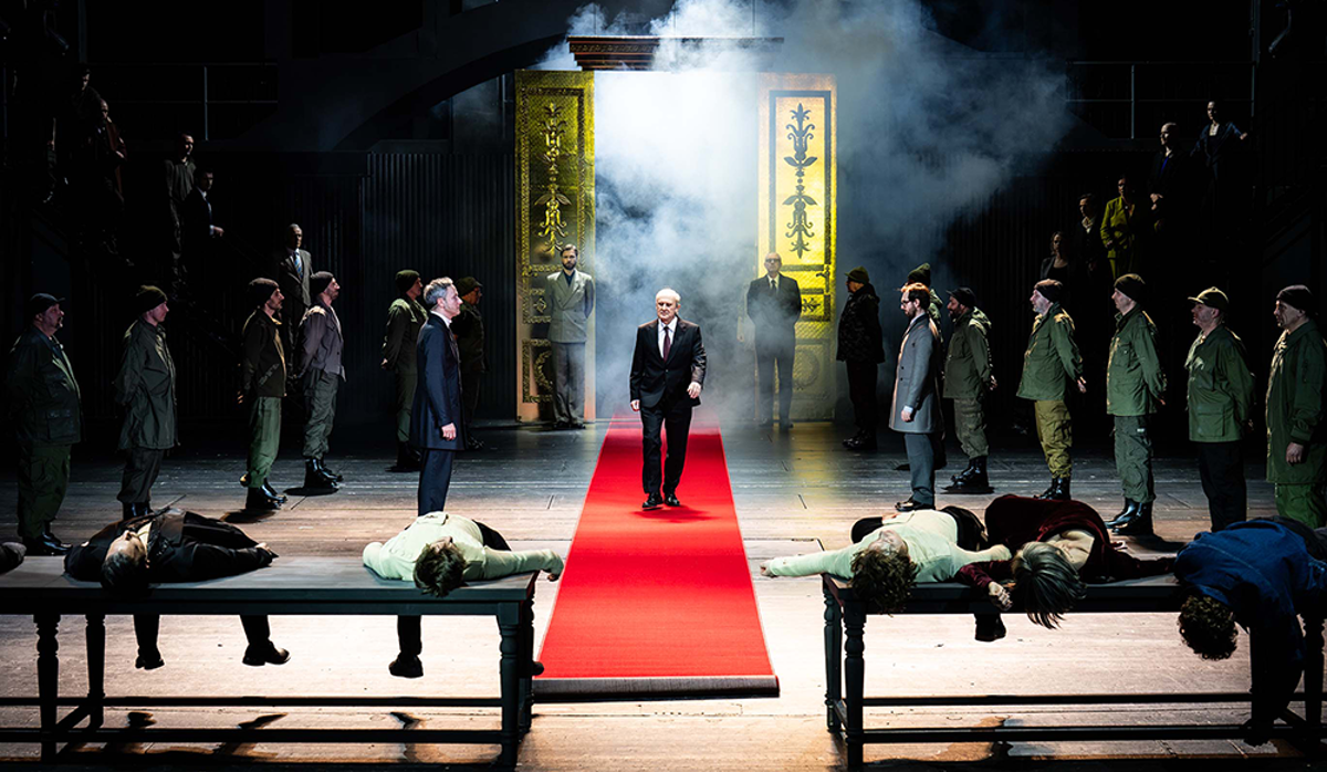 „Hamlet”, fot. Marta Ankiersztejn / Archiwum Artystyczne Teatru Narodowego