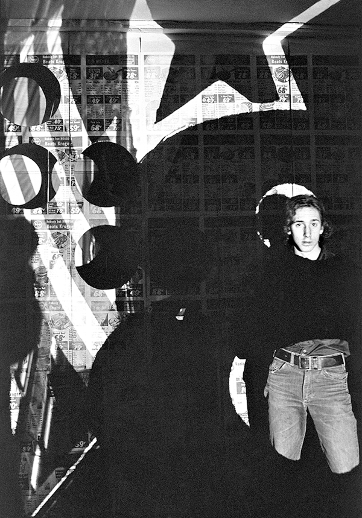 Żywy kolaż, 1970, environment dynamiczne. fot. arch. artysty. Działania studentów Uniwersytetu Stanu Illinois w Urbana wobec projekcji obrazów.