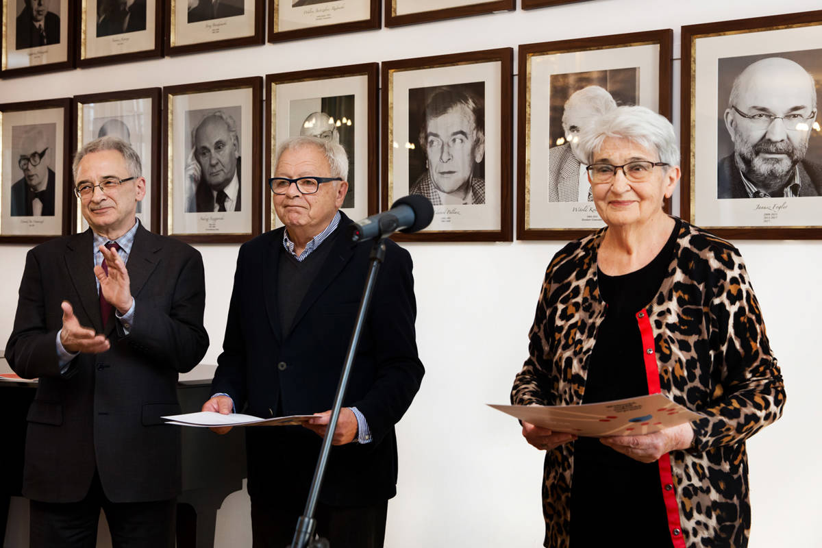 Adam Pomorski, Michał Komar i Hanna Karpińska. Fot. Karpati&Zarewicz