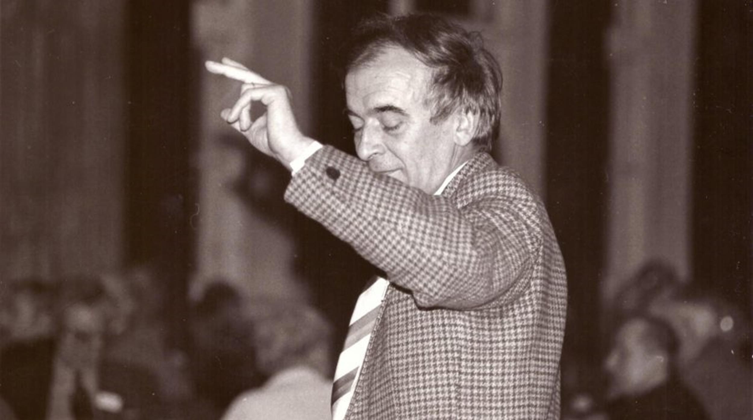 Edward Pałłasz na III Zjeździe Delegatów ZAiKS-u w roku 1988. Fot. Andrzej Dąbrowski.